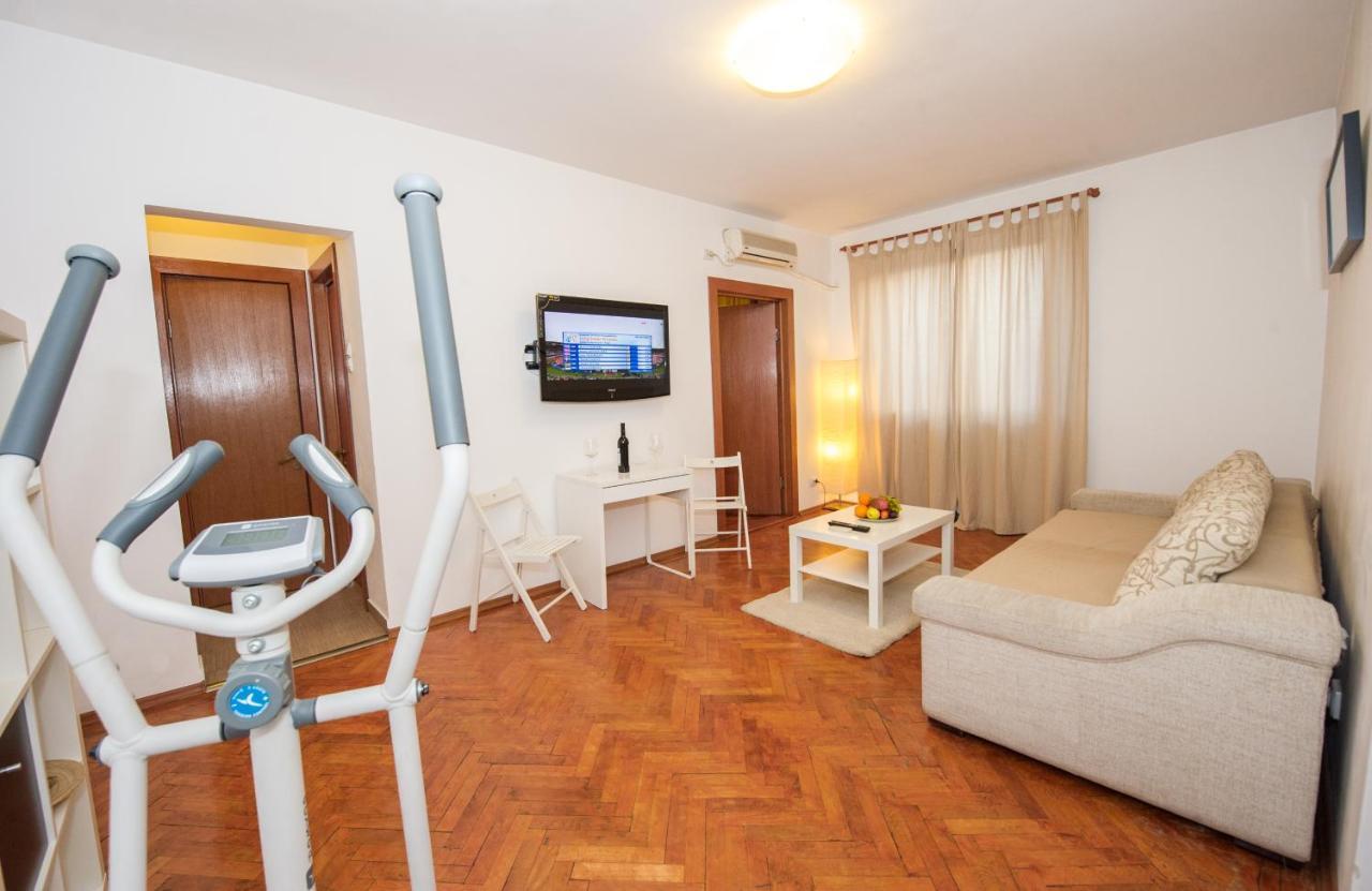 Universitate 1 Apartman Bukarest Kültér fotó
