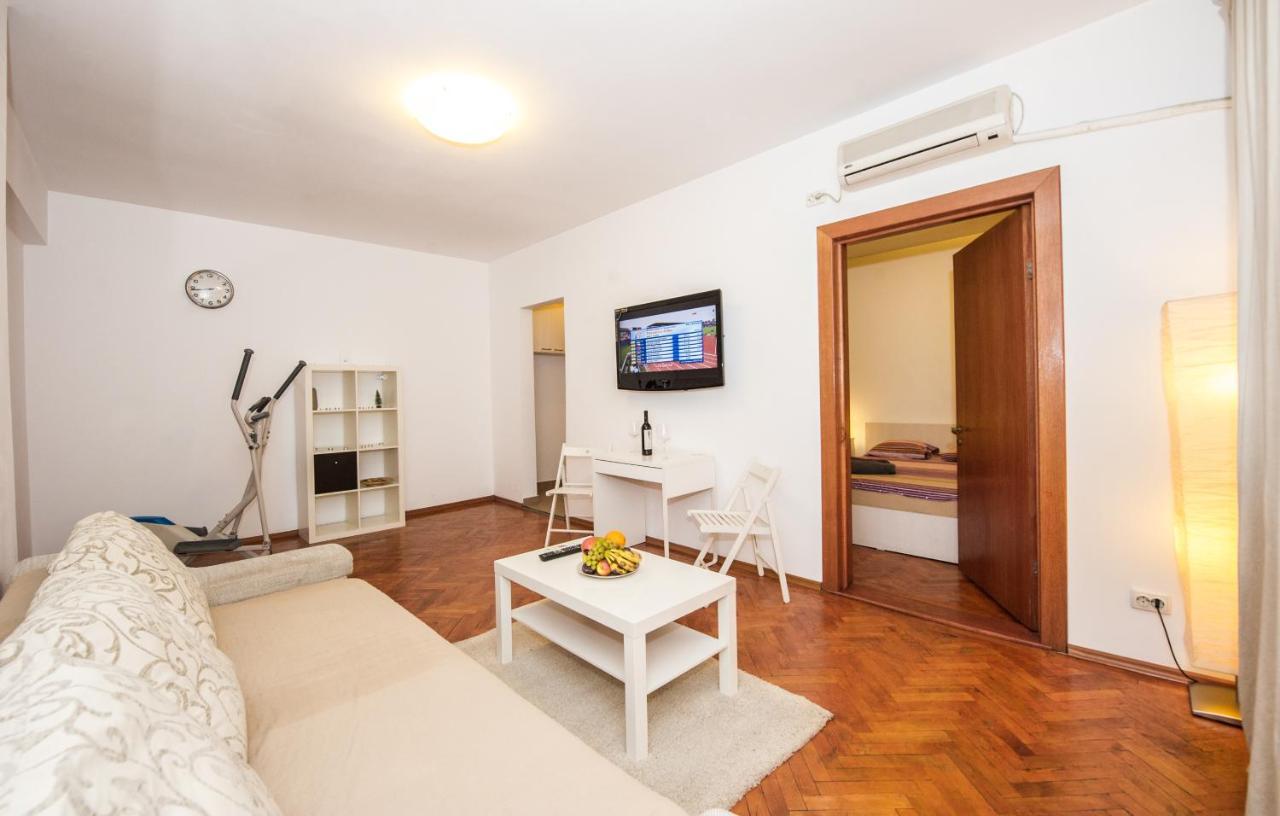 Universitate 1 Apartman Bukarest Kültér fotó
